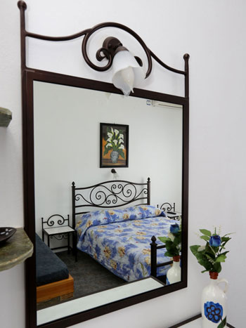 Διαμέρισμα 1 - Δωμάτιο με διπλό κρεβάτι