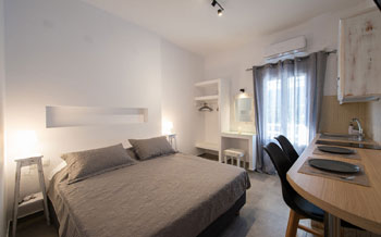 Διαμέρισμα 3 με πλήρως εξοπλισμένη κουζίνα